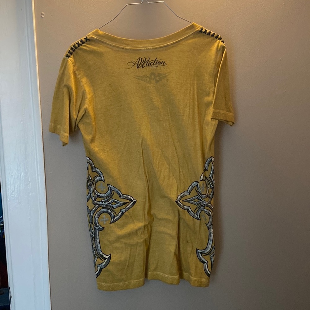 Gold affliction tee